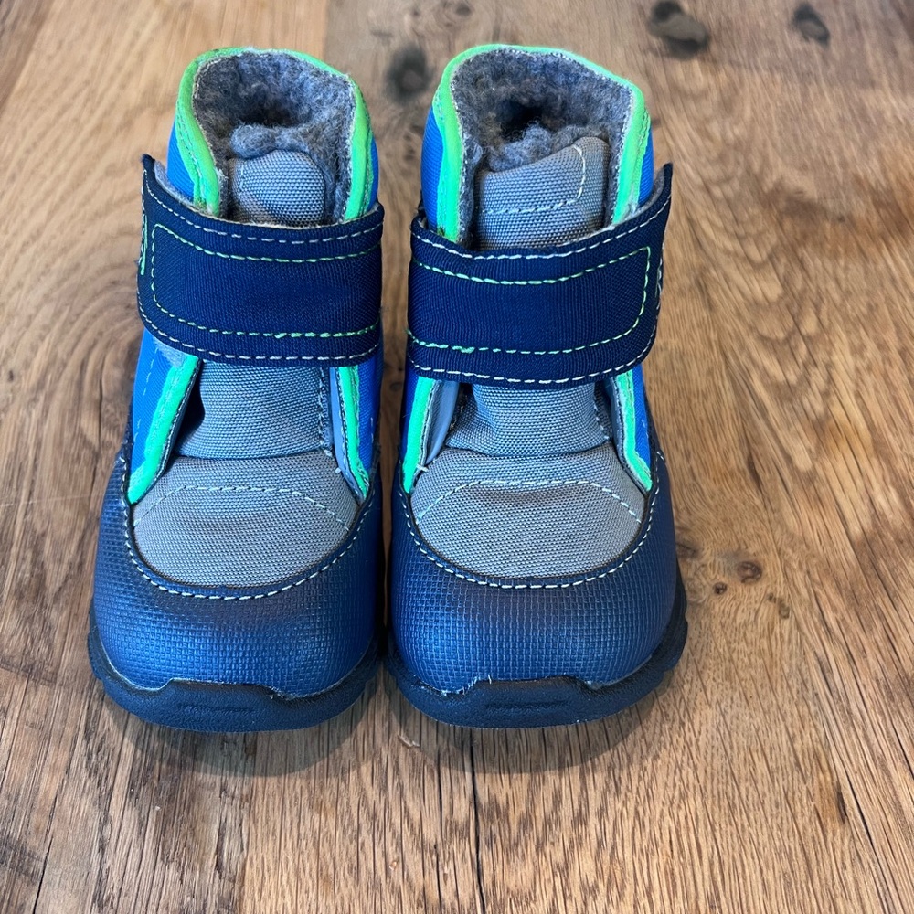 See Kai Run Basics Toddler Blake Sneaker Boots